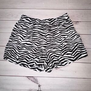 LOFT Zebra Print Shorts | Size Small
Summer Walking Beach Vacation Active Casual